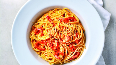 H Μαρία Διακάτου μας μιλάει για τα πλεονεκτήματα των γυναίκων σεφ και μοιράζεται μαζί μας 5 συνταγές