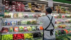 Με άρωμα Πάσχα... οι αγορές των καταναλωτών - Πόσο κοστίζουν φρούτα και λαχανικά