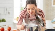 Ιδέες για να φτιάξετε νόστιμα, υγιεινά και οικονομικά φαγητά