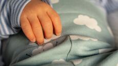 Λονδίνο: Βρέφος βρέθηκε εγκαταλελειμμένο μέσα σε τσάντα εν μέσω ψύχους