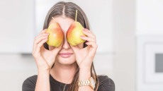 Το φθινοπωρινό φρούτο που «βοηθά» το έντερο και προστατεύει την καρδιά