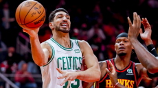 Νίκος Ανδρουλάκης: Συνάντηση με τον Τούρκο αντιφρονούντα «αστέρα» του ΝΒΑ Ενές Καντέρ