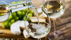 Ελληνικές λευκές ποικιλίες: τι είναι η ρομπόλα;