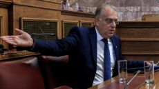 Βιασμός 19χρονης στο ΑΤ Ομόνοιας: Ο Θεοδωρικάκος μιλά για άθλια και παράνομη συμπεριφορά των αστυνομικών