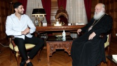 Με τον αρχιεπίσκοπο Ιερώνυμο συναντήθηκε ο Ενές Καντέρ
