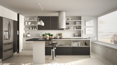 Τα 4 μόνο πράγματα που έχουν θέση στον πάγκο της κουζίνας σας