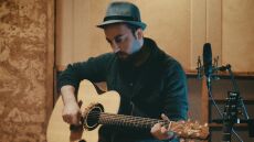 Ο Απόστολος Μόσιος θα παρουσιάσει το νέο του άλμπουμ