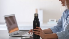 Πώς να καθαρίσετε σωστά το θερμός σας