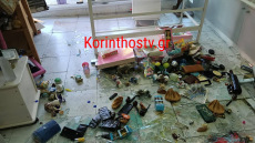 Διαρρήκτες γκρέμισαν με όχημα τα ρολά καταστήματος στον Ισθμό