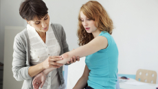 Η αυτοάνοση πάθηση που αφορά 250.000 άτομα στην Ελλάδα