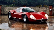 Η Alfa Romeo Tipo 33 Stradale ξαναζεί