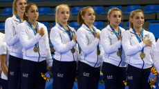 Ιταλία: Προσβολές και αφόρητες πιέσεις στις αθλήτριες της ρυθμικής γυμναστικής για να κρατήσουν το βάρος τους