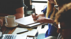 ΔΥΠΑ: Νέο πρόγραμμα 37 εκατ. ευρώ για τη στήριξη της νέας επιχειρηματικότητας ανέργων 18 με 29 ετών 