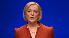 Βρετανία: Η Λιζ Τρας ξέμεινε από χρήματα - Βγήκε για φαγητό και... αναγκάστηκε να ζητήσει δανεικά