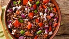 Φακές: 9 συνταγές για να τις μαγειρέψετε αλλιώς