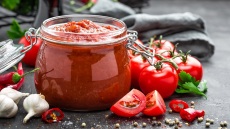 Πώς να αντικαταστήσετε τη σάλτσα ντομάτας