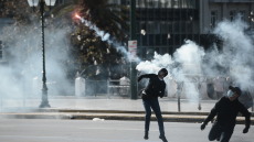 Εμπορικός Σύλλογος Αθηνών: Η Πολιτεία να δείξει μηδενική ανοχή στους βανδαλισμούς