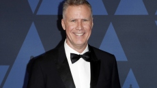 Γουίλ Φέρελ: Αναζητά φιλοξενία στο Λίβερπουλ, για να πάει τη μητέρα του στην Eurovision!