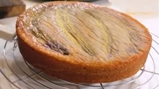 Banana bread, από τον Στέλιο Παρλιάρο (ΒΙΝΤΕΟ)