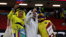 Μουντιάλ 2022: Αρπάχτηκαν στις κερκίδες και μετά εμφανίστηκαν αγκαλιασμένοι