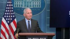 Φάουτσι: Έκανε το τελευταίο briefing του στον Λευκό Οίκο - «Πονάω που οι Αμερικανοί δεν εμβολιάζονται»