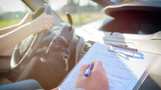 Υπηρεσίες για άδειες οδήγησης και κυκλοφορίας διαθέσιμες μέσω ΚΕΠ 