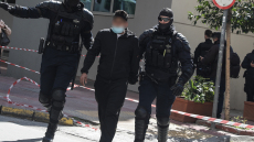 Δύο συλλήψεις και 14 προσαγωγές σε επιχείρηση της ΕΛ.ΑΣ στον Ελαιώνα