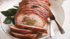 22 εντυπωσιακά, αλμυρά ρολά για το Κυριακάτικο ή γιορτινό τραπέζι