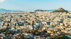 Financial Times για «φθηνά δάνεια»: Η ευκαιρία να αποκτήσουν οι νέοι Έλληνες το δικό τους σπίτι