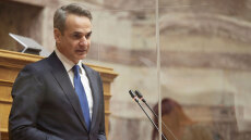 Market Pass: «Μποναμάς» Μητσοτάκη και μηνιαίο όφελος 120 ευρώ για 4μελή οικογένεια