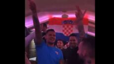 Ποδοσφαιριστές της Κροατίας γλέντησαν με ναζιστικά τραγούδια την επιτυχία του Μουντιάλ - Δείτε βίντεο 