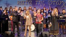 Η Μητρόπολη Πειραιώς μοιράζει δέματα αγάπης μετά τη φιλανθρωπική συναυλία με την Κατερίνα Στανίση