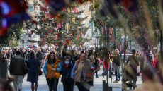 Τι ώρες θα είναι ανοιχτά σούπερ μάρκετ και καταστήματα μέχρι την Πρωτοχρονιά