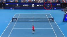  H απίθανη άμυνα του ιπτάμενου Τσιτσιπά στο παιχνίδι του με τον Γκοφέν - Δείτε βίντεο 