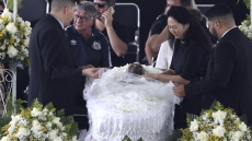 Πελέ: Τι είναι η θανατοπραξία που υπεβλήθη για να μείνει αναλλοίωτο το πρόσωπό του ως την ταφή