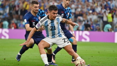 Απίστευτη κίνηση από τον Ντιμπάλα - Χάρισε στη Ρόμα το χρυσό μετάλλιο του Παγκοσμίου Κυπέλλου 