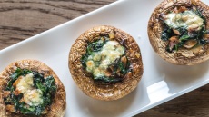 5 τρόφιμα που πρέπει να βάλουμε στην κουζίνα μας τον Ιανουάριο