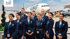 Kuwait Airways: Έγδυσαν τις υποψήφιες αεροσυνοδούς σε συνέντευξη για προσλήψεις