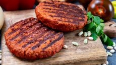 Μα τι είναι τελικά το «κρέας» φυτικής προέλευσης;