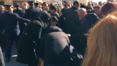 Πτώση Phantom F-4: Λιποθύμησε μετά την κηδεία η μητέρα του υποσμηναγού Τουρούτσικα