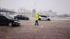 Κακοκαιρία «Μπάρμπαρα»: Σφοδρή χιονοθύελλα στις Αφίδνες - Δείτε βίντεο