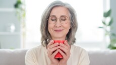 Πόσο καλά «πιάνει» η μύτη μας και τι σημαίνει αυτό για την υγεία στα 70