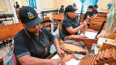 Οι Κινέζοι πήραν τα Cohiba από την Κούβα με 1,2 δισ. δολάρια