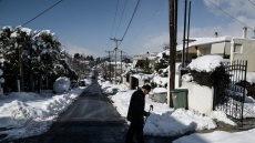 Κακοκαιρία «Μπάρμπαρα»: Από τις 9 την Πέμπτη το Δημόσιο σε Αττική, Στερεά, από τις 10 τα καταστήματα - Πώς θα λειτουργήσουν τα σχολεία