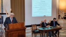 Η συμβολή της ελληνικής γλώσσας στην εξέλιξη της επιστήμης των μαθηματικών