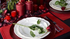 Για του Αγίου Βαλεντίνου ετοιμάζουμε ένα δείπνο μόνο για δύο