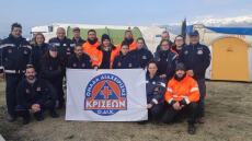 Σεισμός στην Τουρκία: Έλληνες εθελοντές στο σημείο της καταστροφής - Δείτε φωτογραφίες