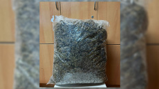 Ρέθυμνο: Βρήκαν στην άκρη του δρόμου 14 κιλά χασίς