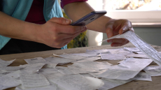 Εφορία: Ώρα... αμοιβής για όσους «κάρφωσαν» πλαστές αποδείξεις