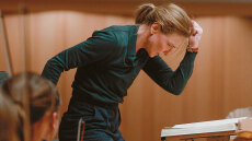 Η Κέιτ Μπλάνσετ στον Δανίκα: «Οι μεγάλοι δάσκαλοι ταπεινώνουν τους μαθητές»